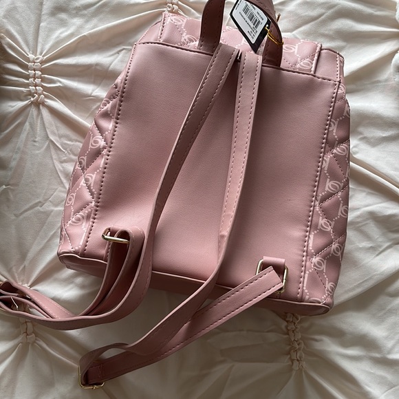 BRAND NEW NEVER USED BEBE medium bag pack - Picture 3 of 7